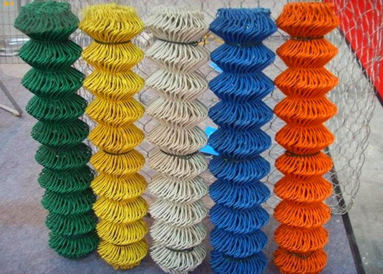 5mm Metal 4 Foot Chain Link Fence Pvc Diamond Mesh Fencing Gładka powierzchnia