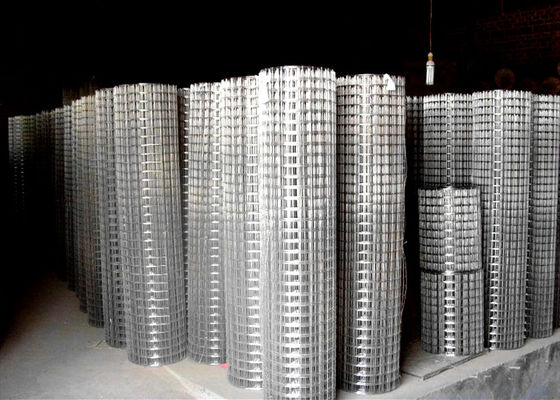 Panele ogrodzeniowe z drutu zielonego o długości 18 m, powlekane tworzywem sztucznym, Rolki z siatki drucianej powlekane PCV P