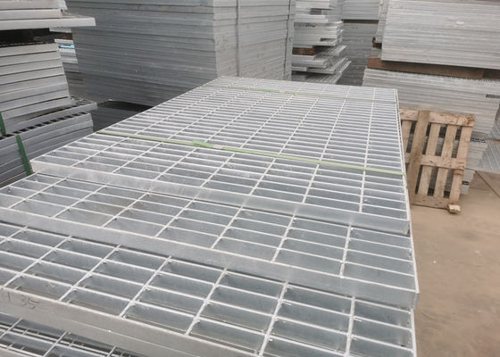 Stal węglowa Q235 Stalowa krata pomostowa 75x10mm antykorozyjna