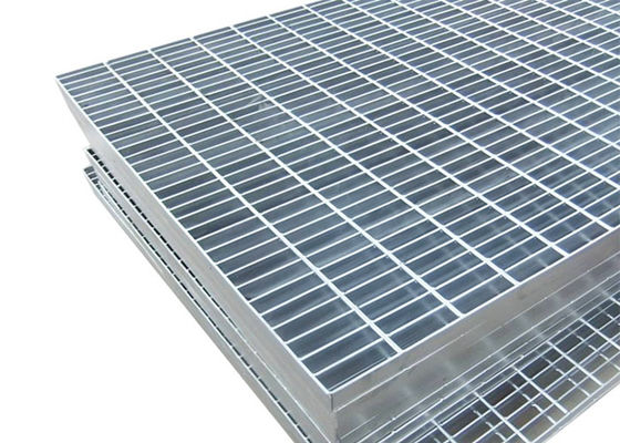Kratka podłogowa ze stali nierdzewnej 316 w kolorze srebrnym 100 mm * 6 mm do elektrowni