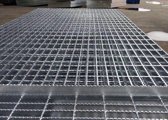 Kratka podłogowa ze stali nierdzewnej 316 w kolorze srebrnym 100 mm * 6 mm do elektrowni