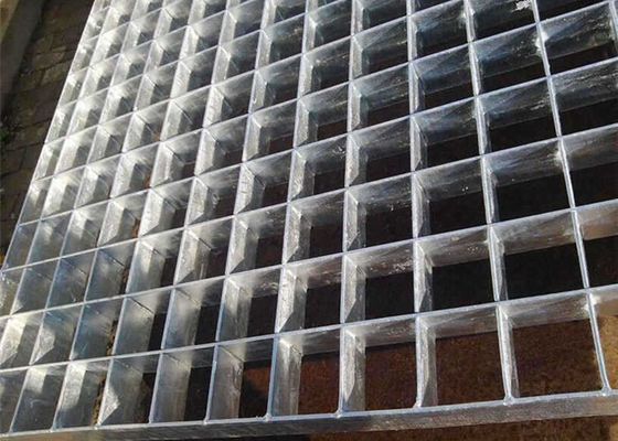 ODM Square Galvanized Catwalk Stalowa krata Anti Rust Fire Proof