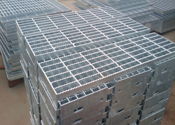 ODM Square Galvanized Catwalk Stalowa krata Anti Rust Fire Proof