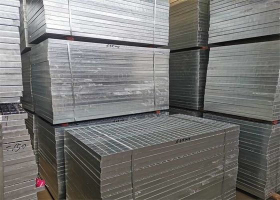 Kratki odwadniające o grubości 6 mm do dużych obciążeń 25x3 mm Typ ząbkowany3