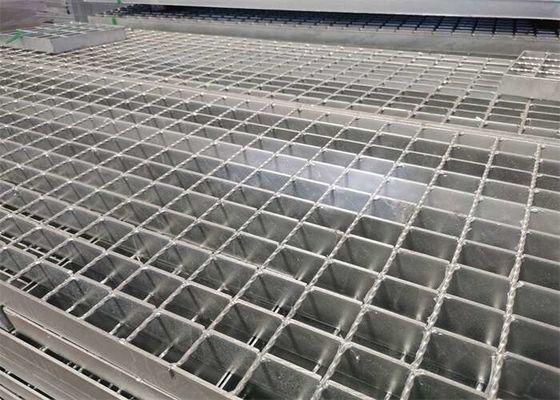 Platforma przemysłowa Stopnie schodowe Stalowa krata o grubości 5 mm na most kolejowy