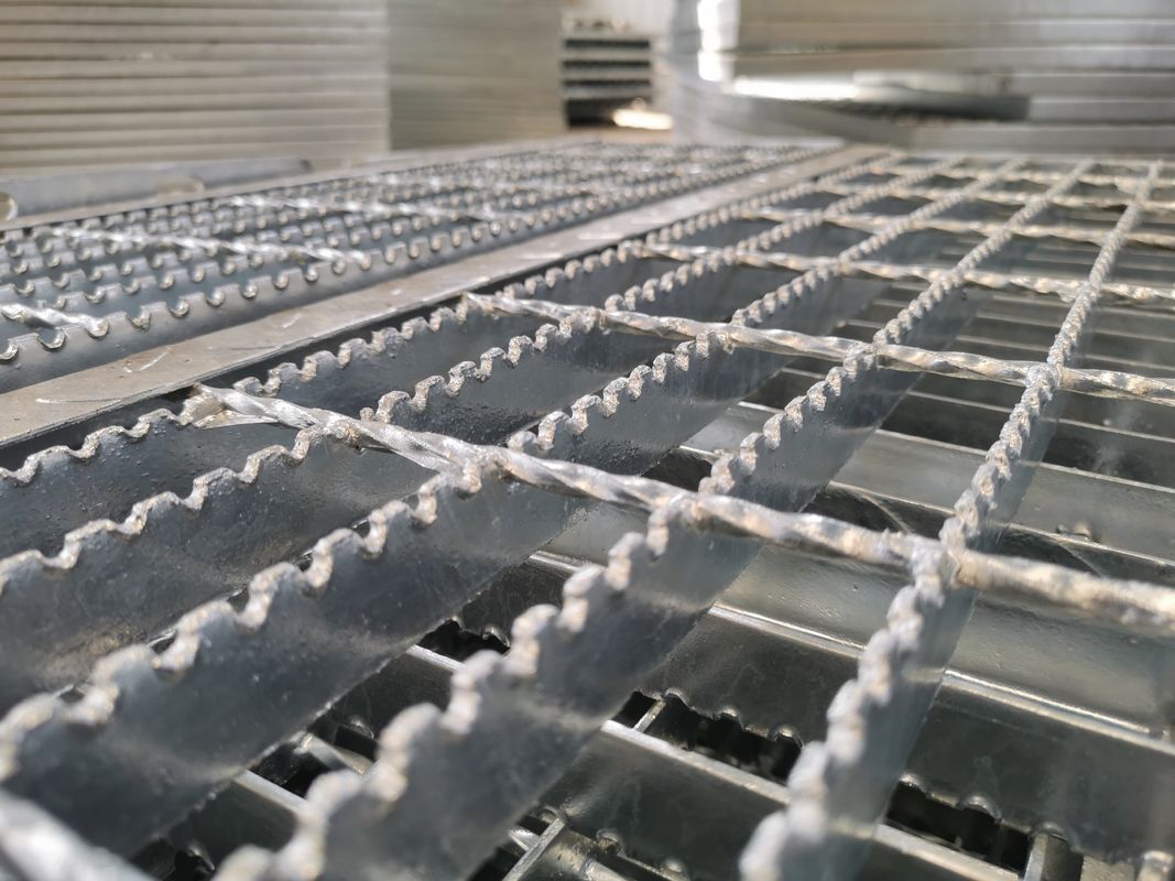 50 * 5 mm antykorozyjna metalowa platforma kratowa 4 mm gruba lekka konstrukcja
